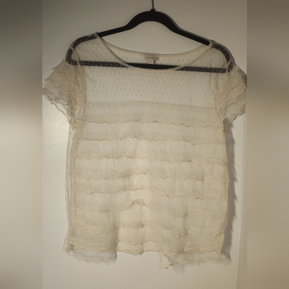 hinge Tops - Elegant Cream Lace Women Top Size M #625